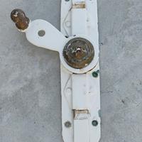 chiusura  vintage  in ferro per persiane in legno