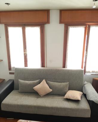 Divano Letto 3 Posti Grigio con Braccioli cuscino 