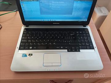 Notebook Samsung RV510-R530