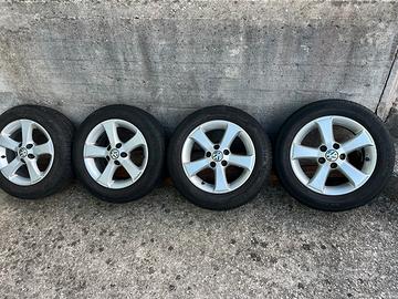 Set cerchi Polo + gomme estive 185/60R14 82 H