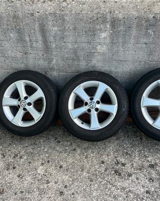 Set cerchi Polo + gomme estive 185/60R14 82 H