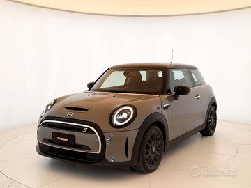 Mini Full Electric Cooper SE Classic - NEOPATENTAT