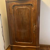 Armadio noce massello