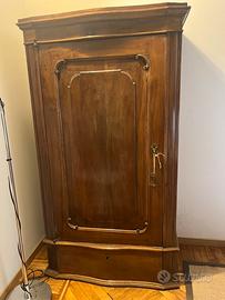Armadio noce massello