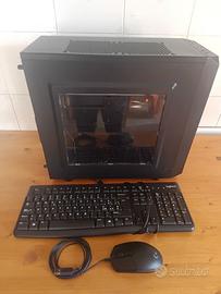 Case thermaltake, tastiera e mouse logitech