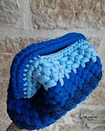 Clutch bag sfumata in fettuccia lycra