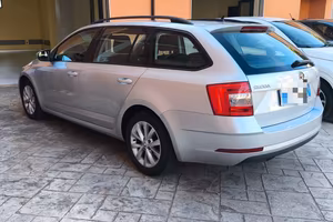 Skoda octavia wagon 1.6 automatica 