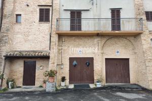 Appartamento in posizione centrale con balcone pan