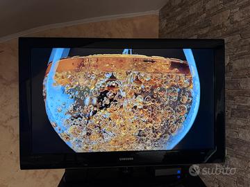 Televisore Samsung Full HD 40”