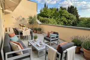 Appartamento di 290 m² con più di 5 locali a Veron