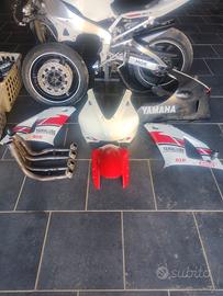 ricambi Yamaha R1 