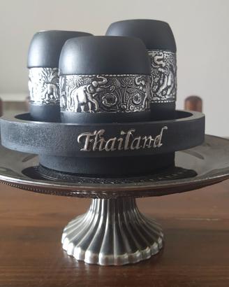 Candele thailandesi con piedistallo