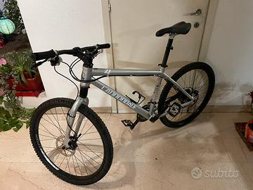Bicicletta cannondale F4