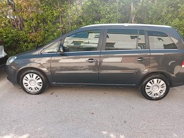 OPEL Zafira 2ª serie - 2013