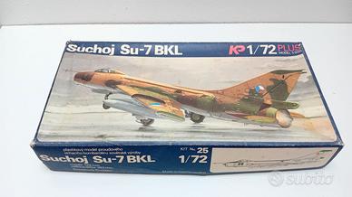 KP Suchoj SU-7 BKL Model Kit Scala 1/72