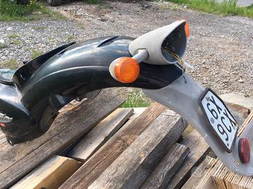 Aprilia scarabeo 50 Carter e parafango posteriore