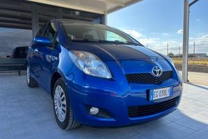 Toyota Yaris 1.0 5 porte Sol
