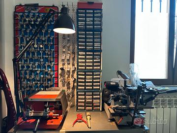 DUPLICATRICI DI CHIAVI SILCA + CHIAVI GREZZE