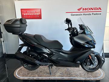 Kymco Xciting 400i VS 400