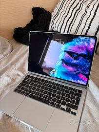 MACBOOK AİR M4 13" 16gb RAM 256gb ssd