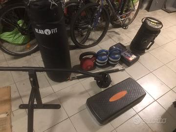 Attrezzi palesta vari