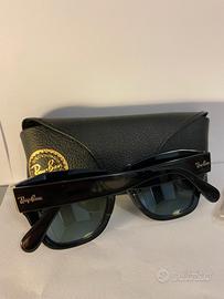 Ray Ban Sunglasses By Luxottica