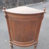 Angoliera in noce fine 800.