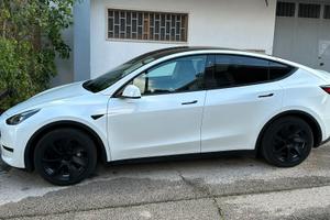 Tesla Model Y RWD Settembre 2023