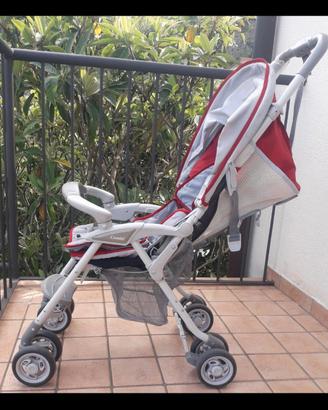 Passeggino ultraleggero Combi con sacca da viaggio