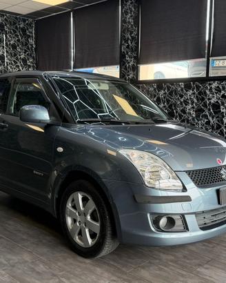 Suzuki Swift 1.3 4x4 5p. GL
