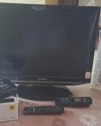 TV COLOR SHARP AQUOS 20 Pollici e Decoder 