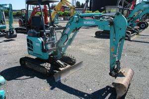 Miniescavatore Kobelco SK17 SR-3 carro variabile