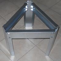 Piedistallo per contenitori fondo piano 150-200 L