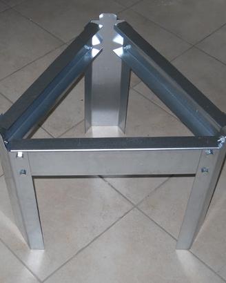 Piedistallo per contenitori fondo piano 150-200 L