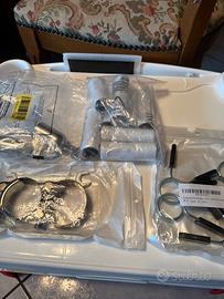 Ferramenta a casa diversa roba