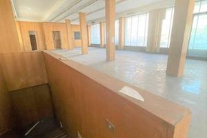 Immobile di 1430 m² con 5 locali a Prato