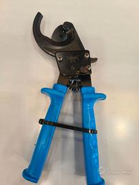 Trancia cavi a cricchetto mod BM 575 nuova.