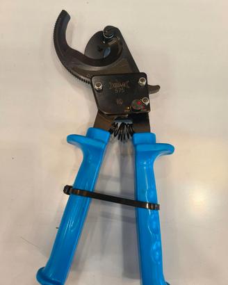 Trancia cavi a cricchetto mod BM 575 nuova.