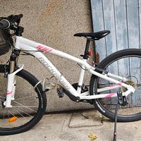 Bicletta Mtb donna Rockrider ST Mountain bike