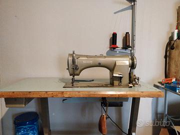 Macchina da Cucire Industriale Necchi 830-100