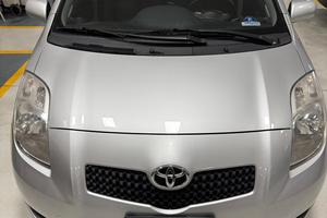 Toyota Yaris 1.0 5 porte