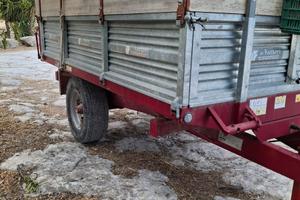 Rimorchio agricolo