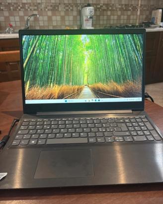 Lenovo ideapad s145 8gb ram 512 gb ssd