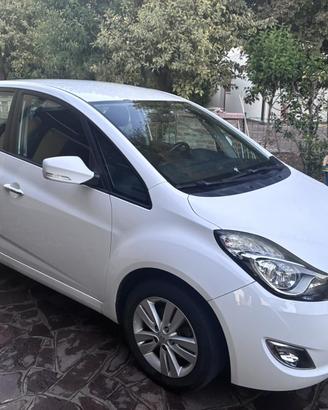 Hyunday ix20 1.6 diesel con car play
