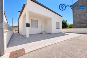 Casa singola indipendente tutta su un piano con am