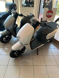 Sym CLBCU 50 / 125 E5+ - COMPATTO E LEGGERO