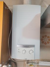 scaldabagno gas vaillant usato ancora come nuovo 