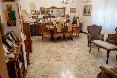 Splendido appartamento centrale in corso umberto i