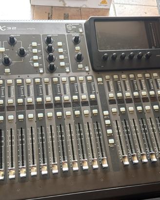 Behringer x32 + flight case