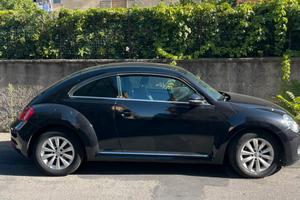 VOLKSWAGEN Maggiolino 1.6 TDI Design